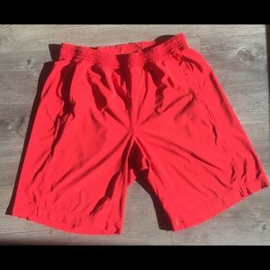 Men's Lululemon Large Short.